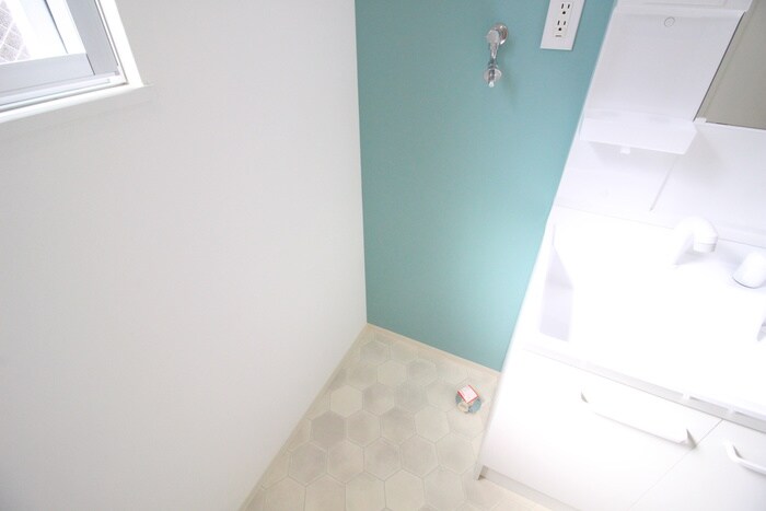 物件内観写真13　(洗濯機置場)