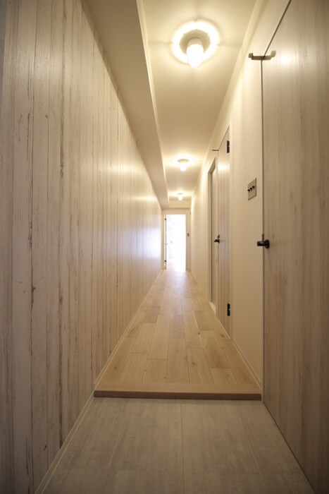 物件内観写真15　(玄関)