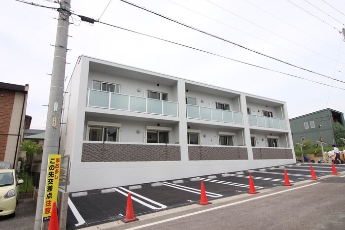 物件外観写真2　(外観写真)