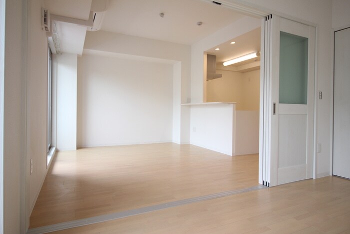 物件内観写真3　(居室)