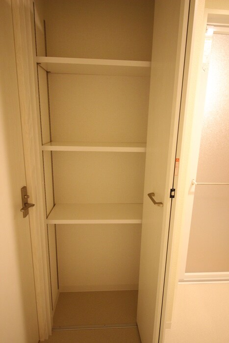 物件内観写真10　(収納)