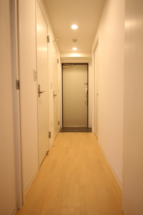 物件内観写真16　(廊下)