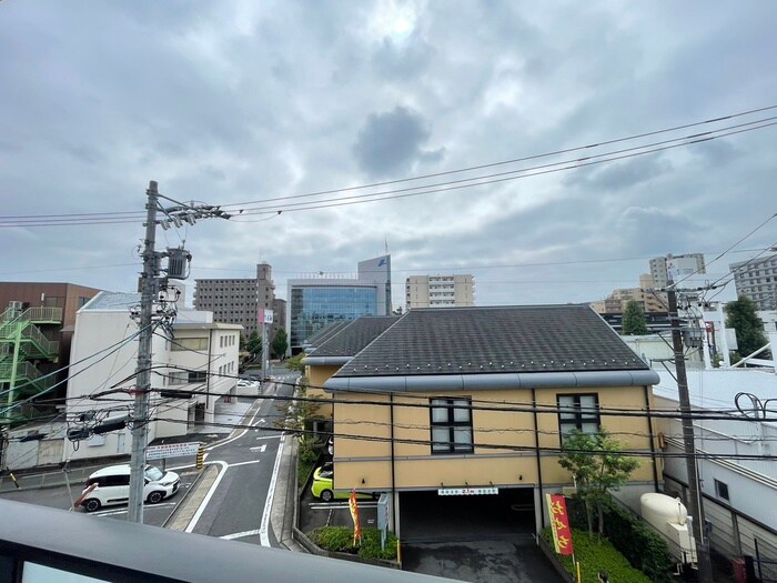 物件内観写真15　(室内からの展望)