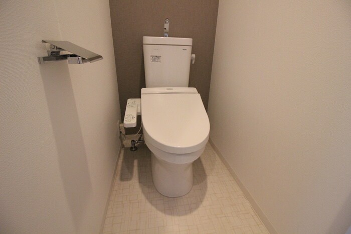 物件内観写真12　(トイレ)