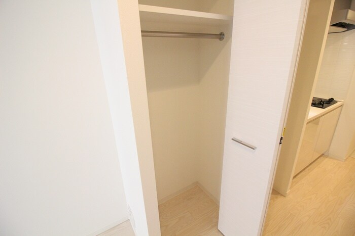 物件内観写真16　(収納)