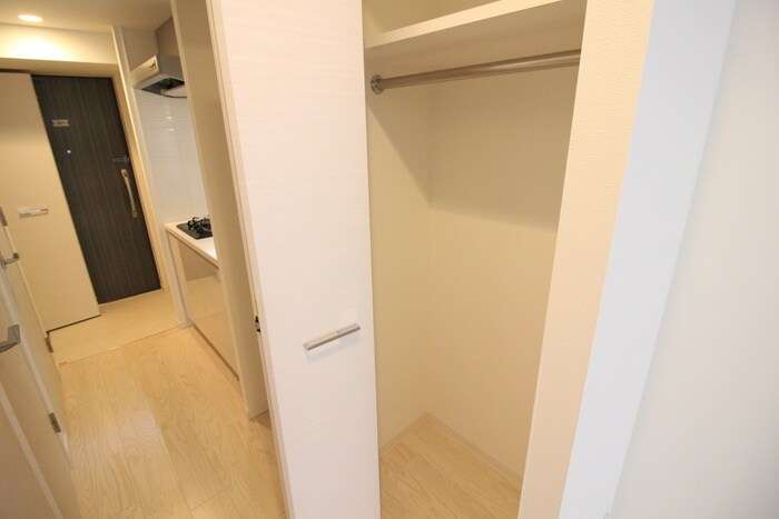 物件内観写真16　(収納)