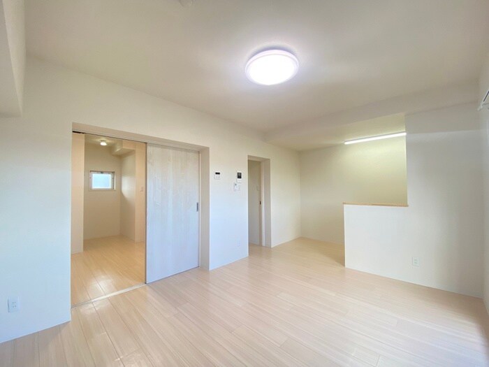 物件内観写真9　(居室)