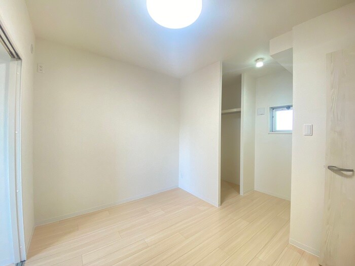 物件内観写真11　(居室)
