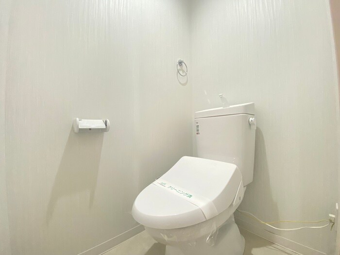 物件内観写真16　(トイレ)