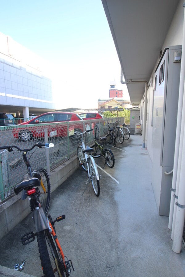 駐輪場