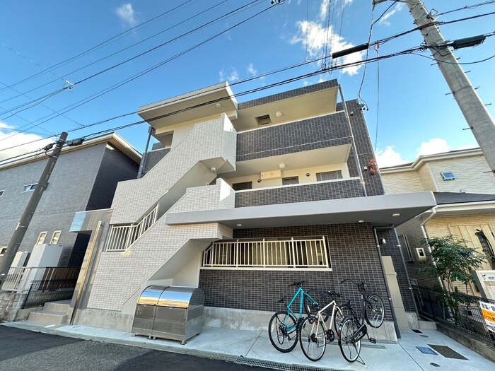 物件外観写真1　(外観写真)