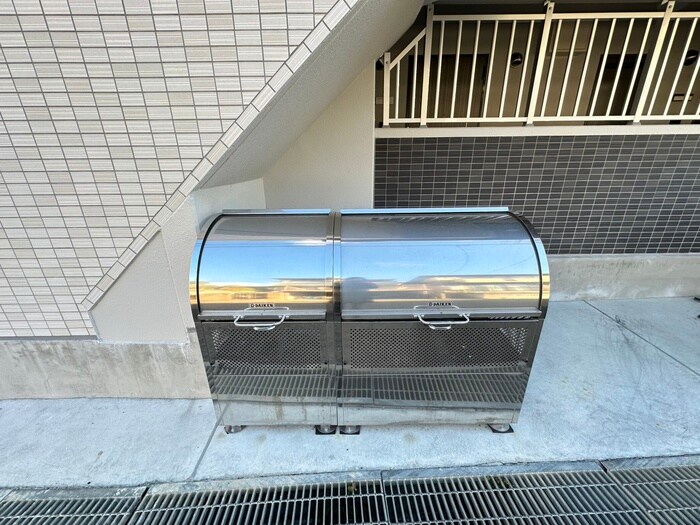 物件外観写真6　(建物設備)