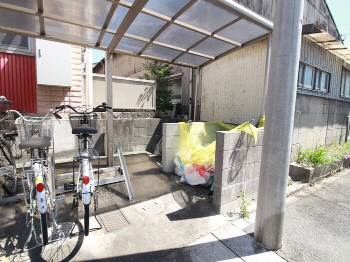 物件外観写真6　(建物設備)