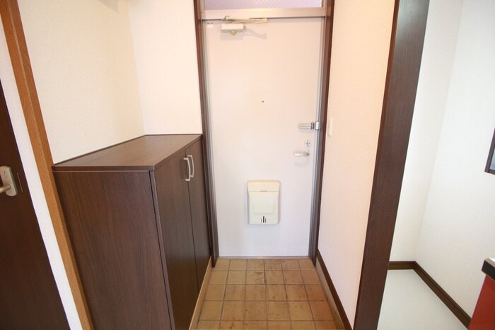 物件内観写真17　(玄関)