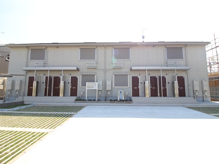 物件外観写真2　(外観写真)