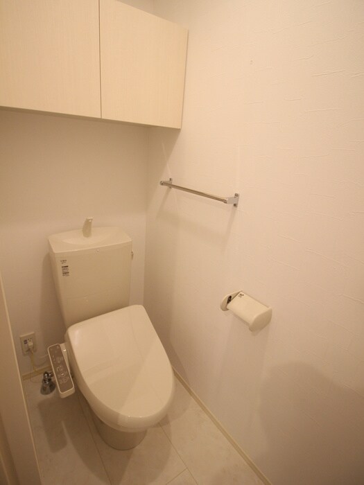 物件内観写真14　(トイレ)