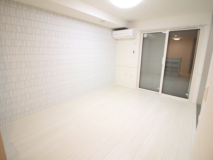 物件内観写真6　(居室)