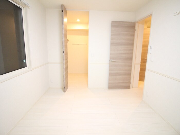 物件内観写真6　(居室)