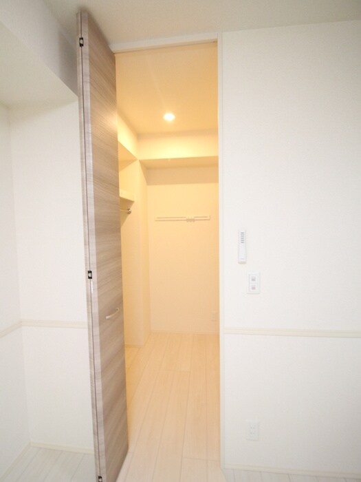 物件内観写真19　(収納)