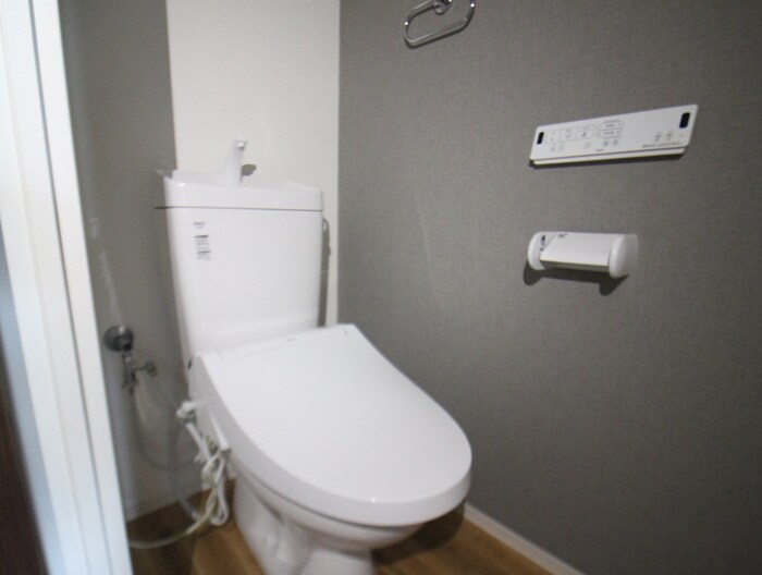 物件内観写真12　(トイレ)