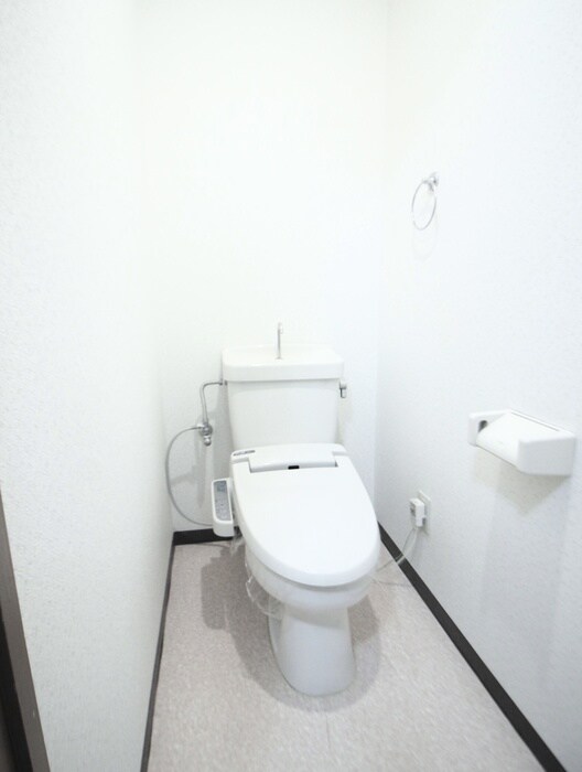 物件内観写真12　(トイレ)