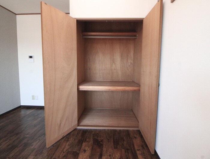 物件内観写真13　(収納)