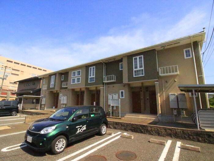 物件外観写真2　(外観写真)