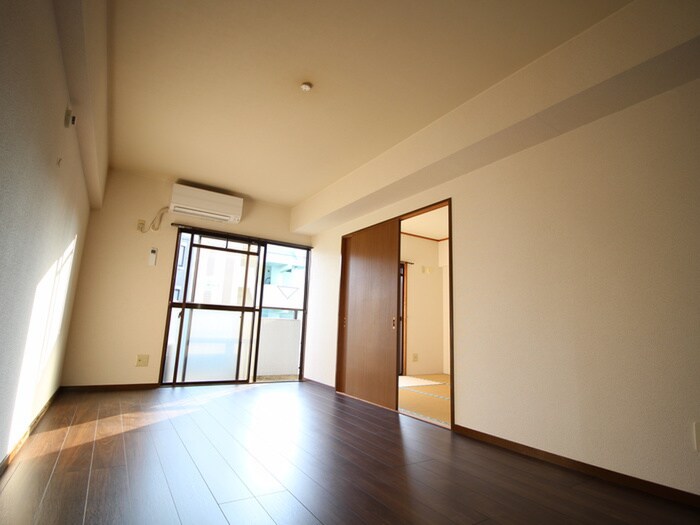 物件内観写真7　(居室)