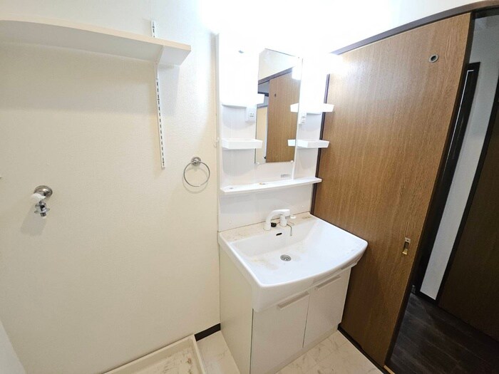 物件内観写真13　(洗面)