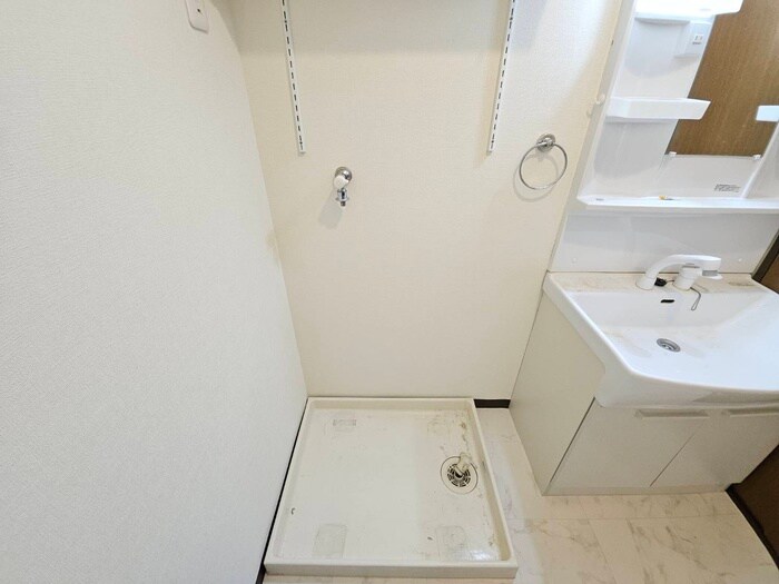 物件内観写真15　(洗濯機置場)