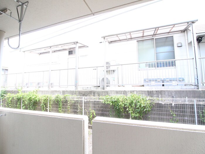 物件内観写真22　(玄関)