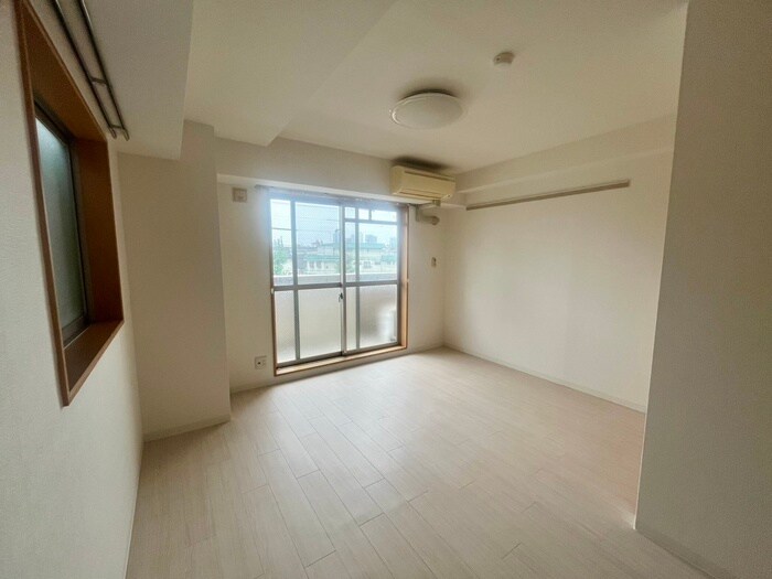 物件内観写真7　(居室)