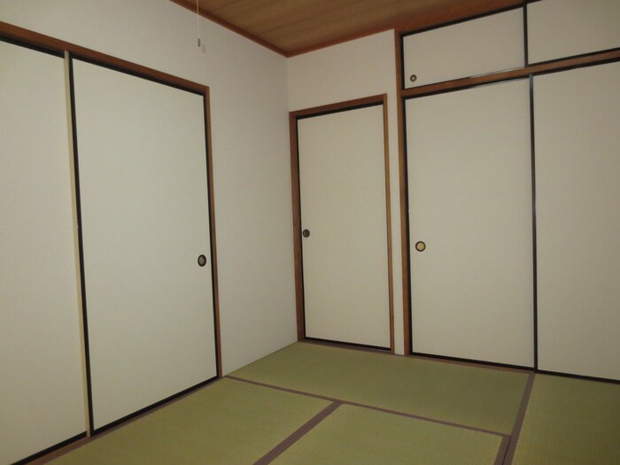 物件内観写真7　(居室)