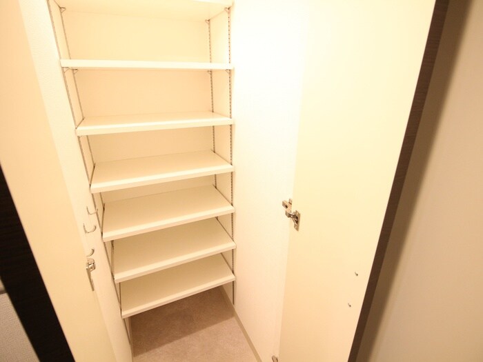 物件内観写真19　(靴箱)