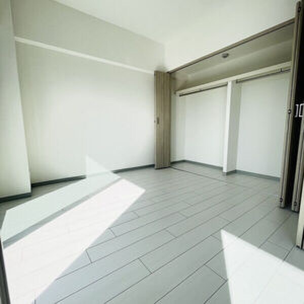 物件内観写真11　(居室)