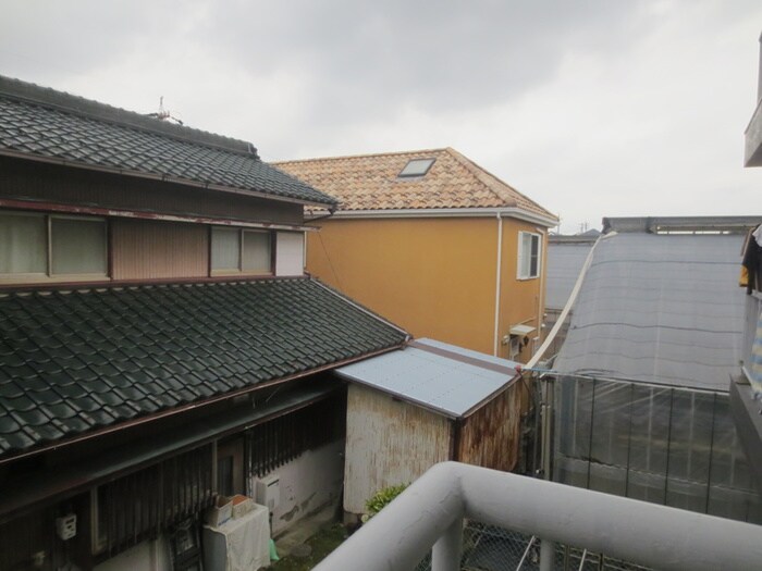 物件内観写真21　(室内からの展望)