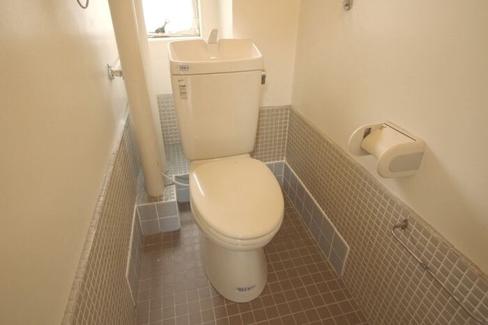 物件内観写真15　(トイレ)