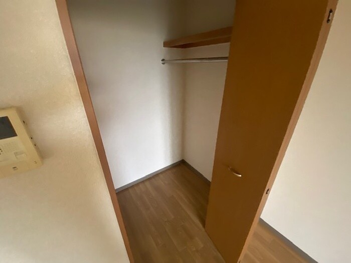 物件内観写真10　(収納)