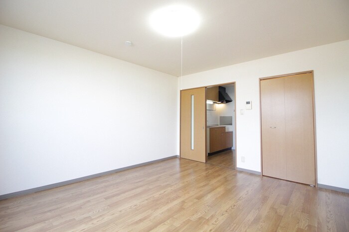 物件内観写真11　(居室)