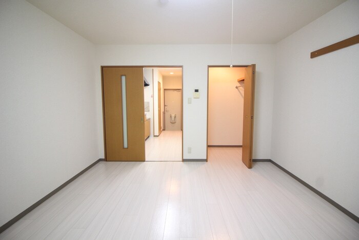 物件内観写真11　(居室)