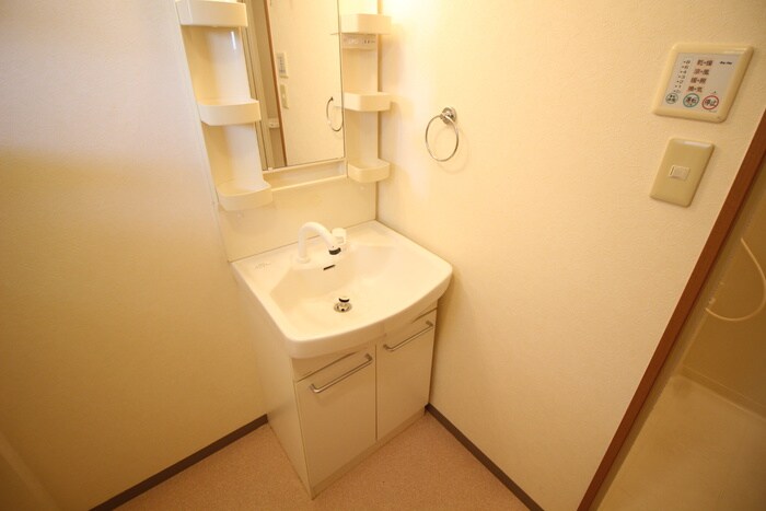 物件内観写真14　(洗面)