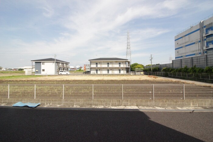 物件内観写真16　(室内からの展望)