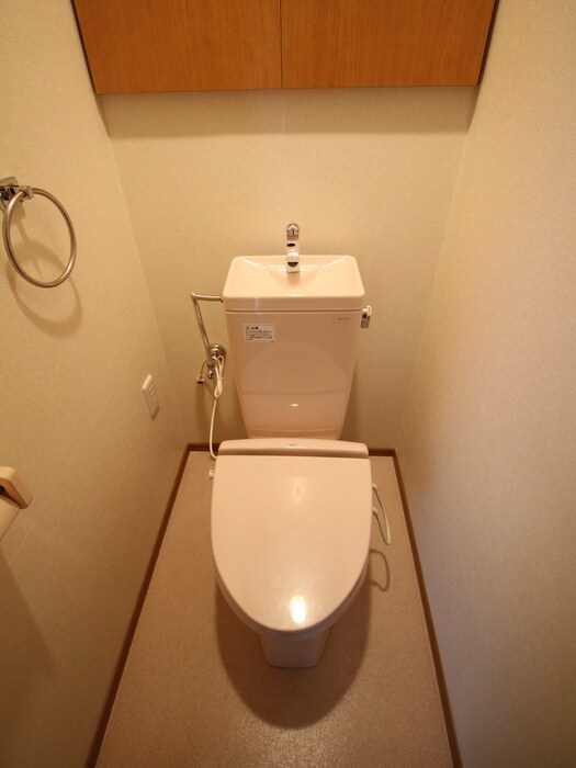 物件内観写真12　(トイレ)