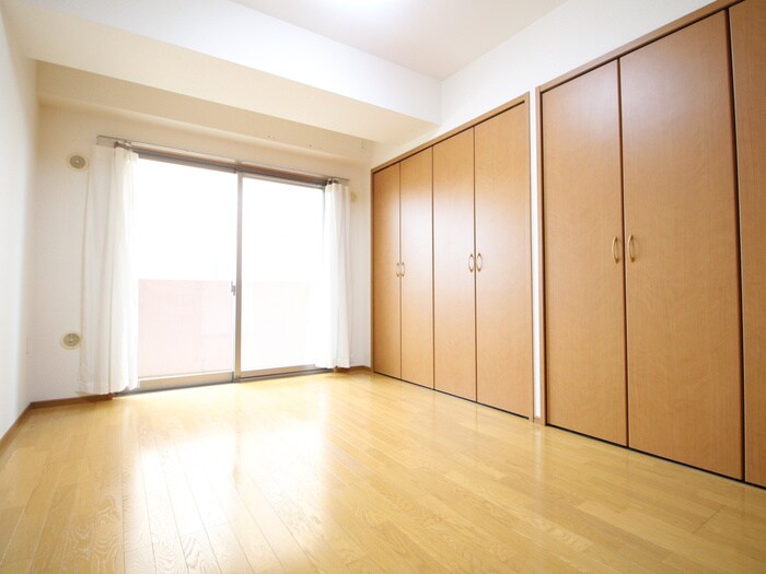 物件内観写真18　(収納)