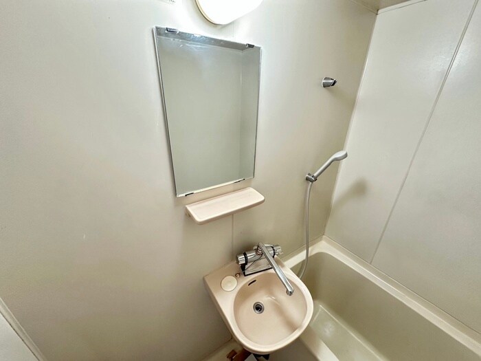 物件内観写真13　(洗面)