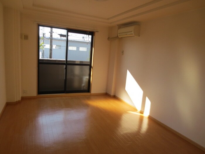 物件内観写真5　(居室)