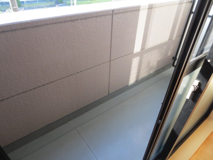 物件内観写真9　(ベランダ・バルコニー)