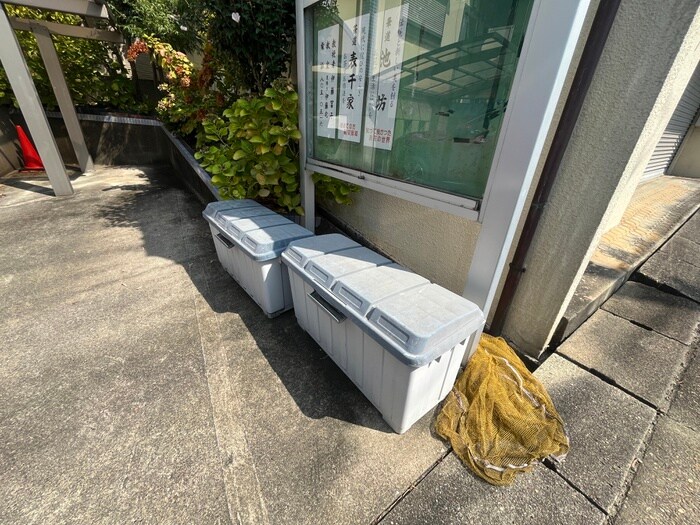 物件外観写真4　(建物設備)