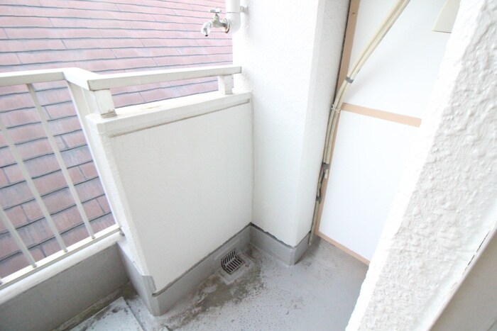 物件内観写真21　(洗濯機置場)