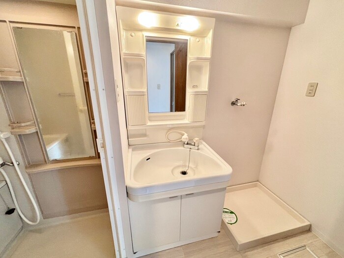 物件内観写真11　(洗面)